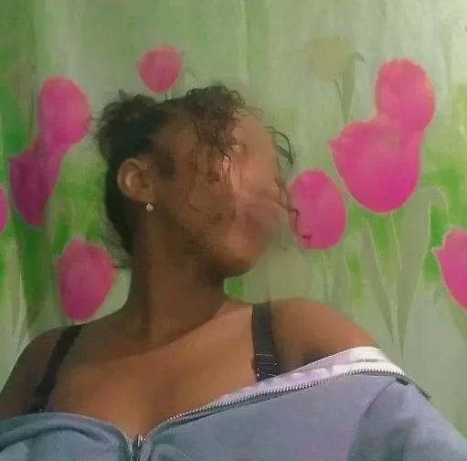 Katja, 24